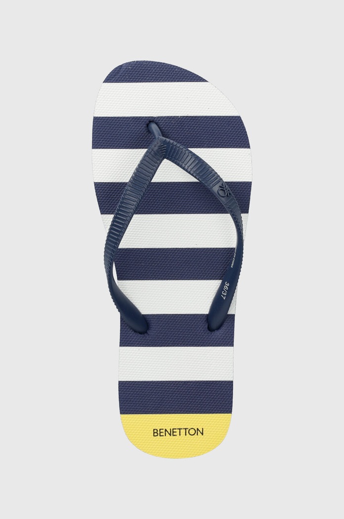 Παιδικές σαγιονάρες United Colors of Benetton σκούρο μπλε 8G3E0D00R.G.SEASONAL