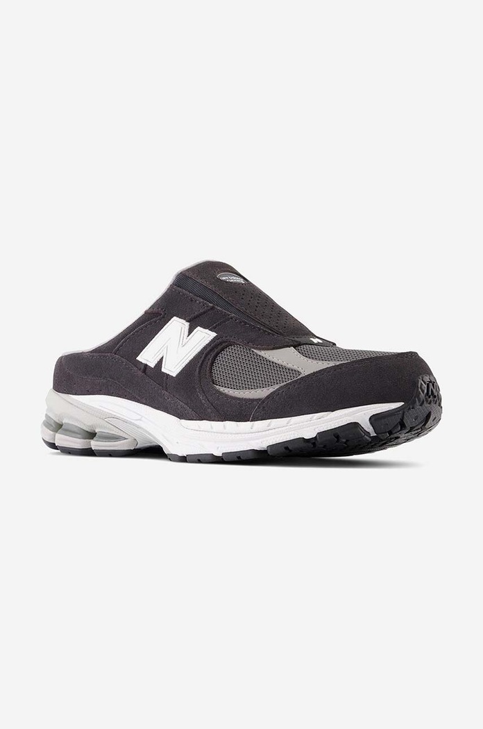 New Balance sliders M2002RMC black M2002RMC