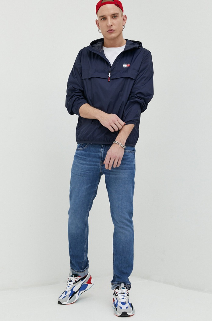 Bunda Tommy Jeans DM0DM15906.PPYX námořnická modř SS23