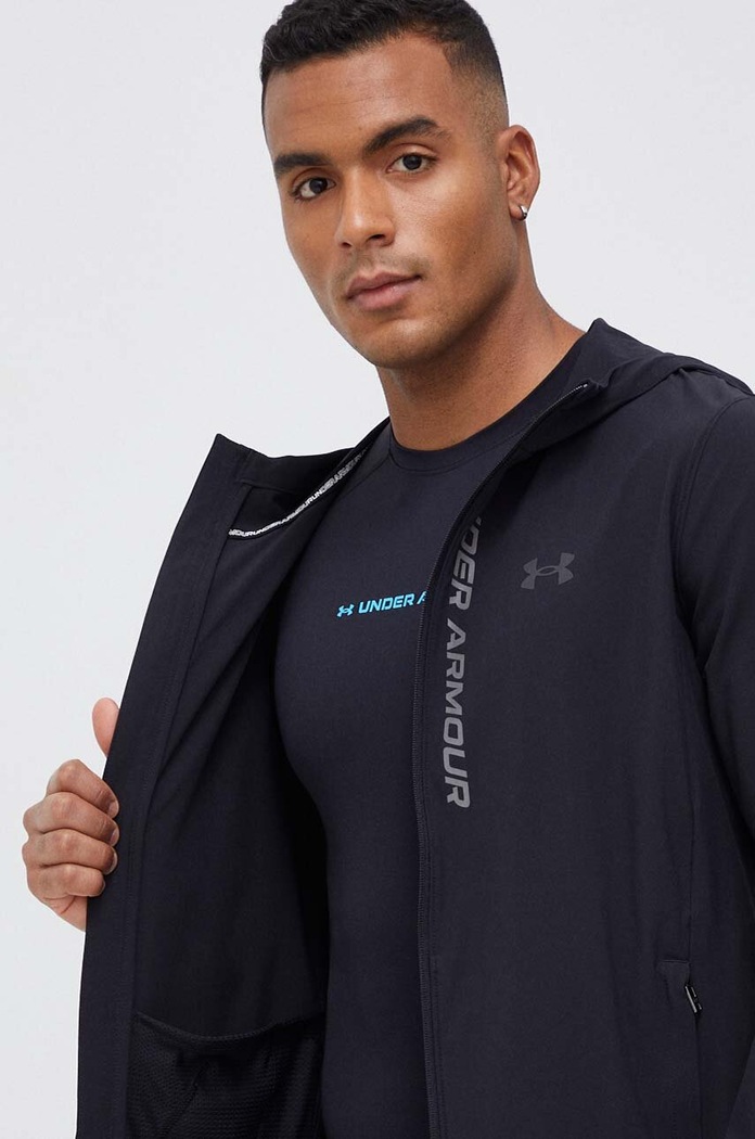 Běžecká bunda Under Armour OutRun The Storm 1376794