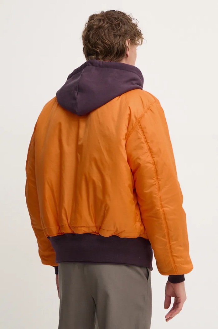Яке бомбър Alpha Industries 100101. виолетов