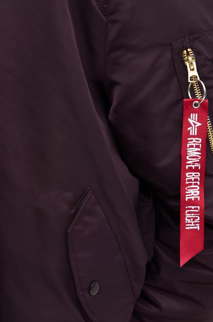 Яке бомбър Alpha Industries 100101.