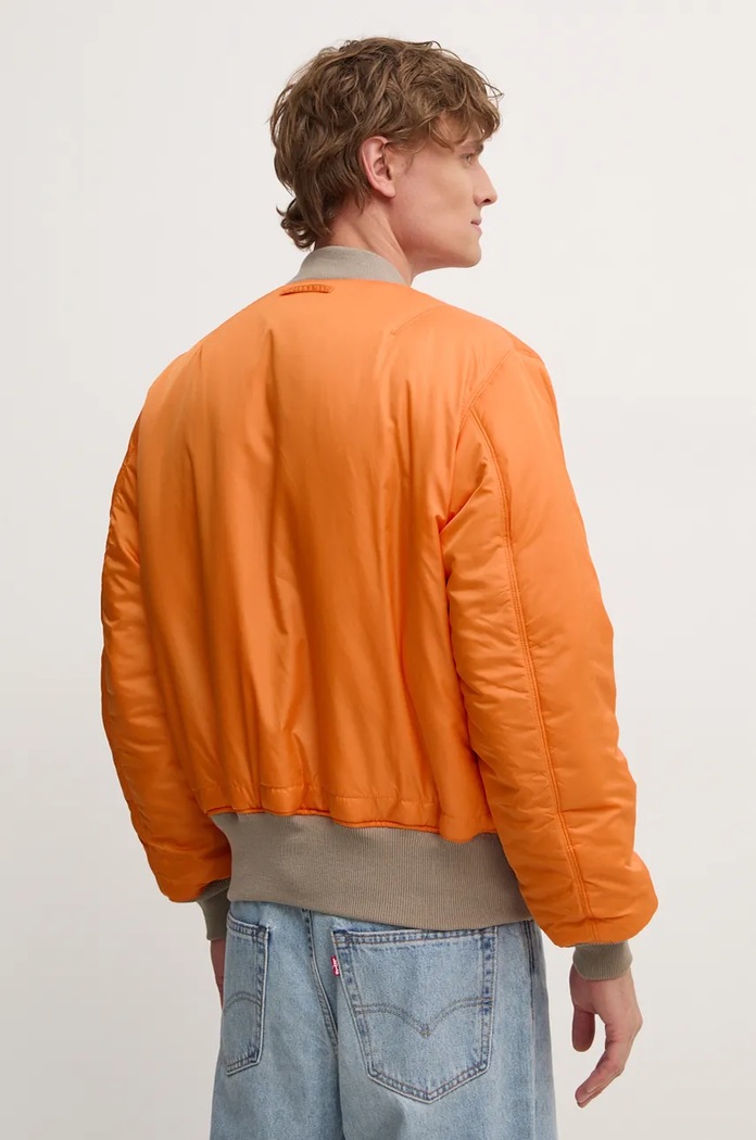 Bunda Alpha Industries 100101. béžová