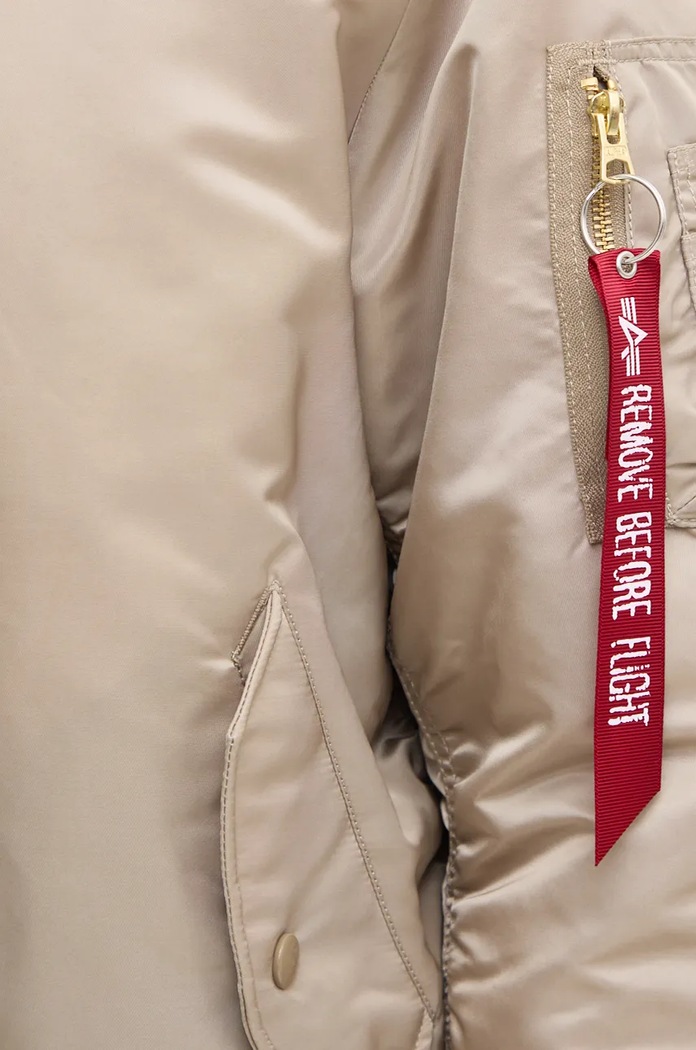 Bunda Alpha Industries 100101.