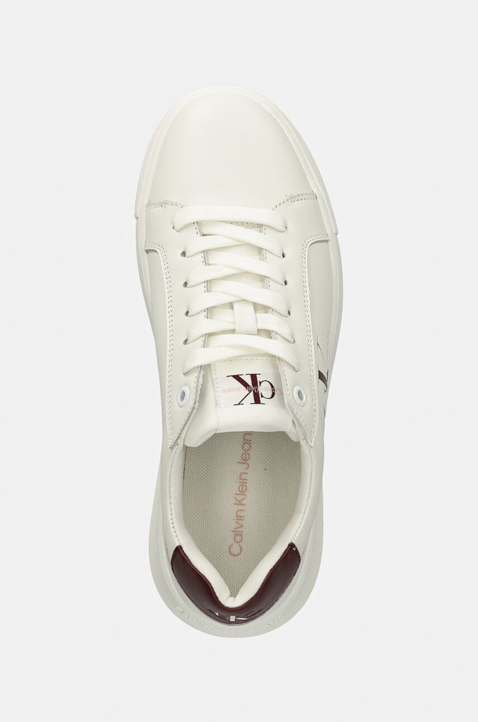 Calvin Klein Jeans sneakersy skórzane YW0YW00823 CHUNKY CUPSOLE MONOLOGO W biały YW0YW00823