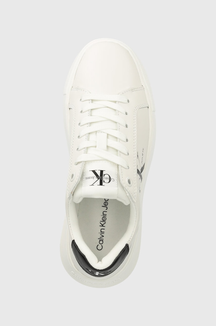 Kožené tenisky Calvin Klein Jeans CHUNKY CUPSOLE MONO LTH WN bílá YW0YW00823