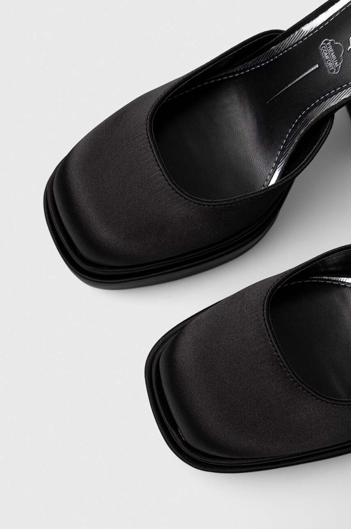 Buffalo decolletè May Dorsay nero 1281194.BLK