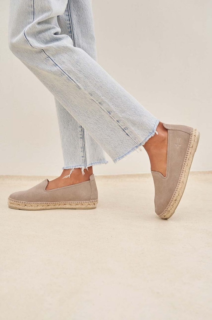 Espadrile iz semiša Manebi Flat Espadrilles rjava W.1.9.N0