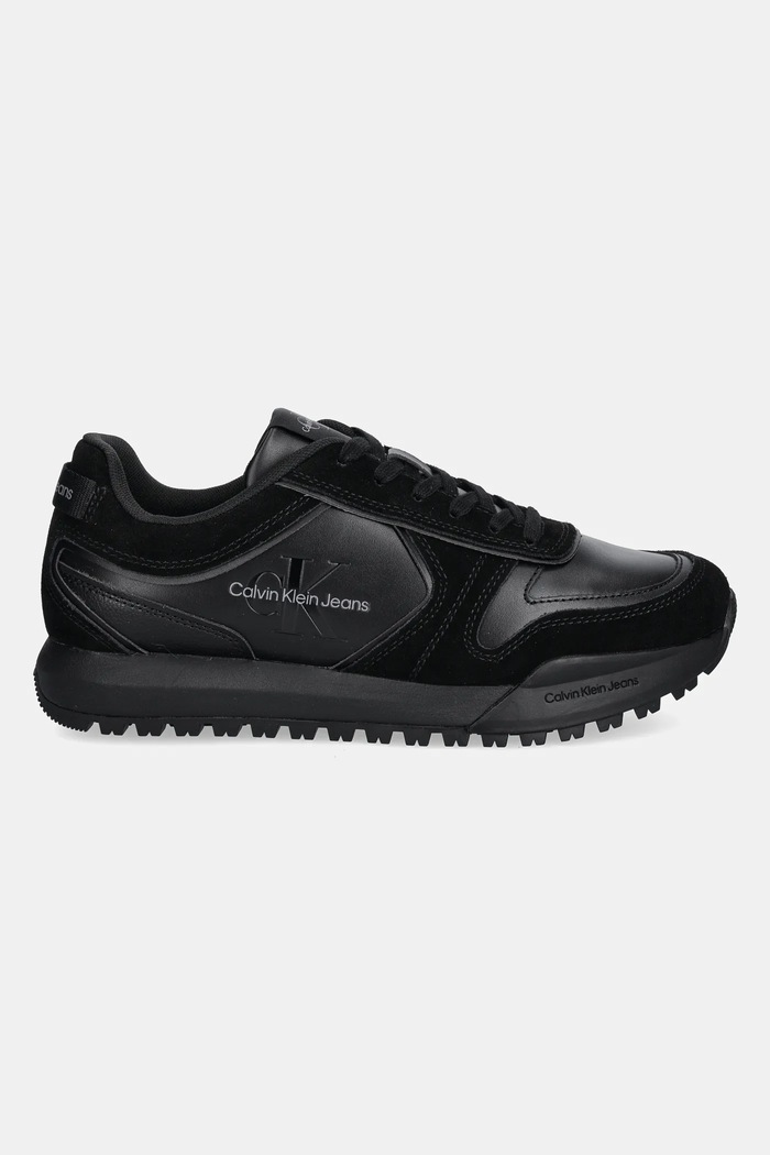 Kožené sneakers boty Calvin Klein Jeans TOOTHY RUNNER IRREGULAR LINES YM0YM00624 černá SS25