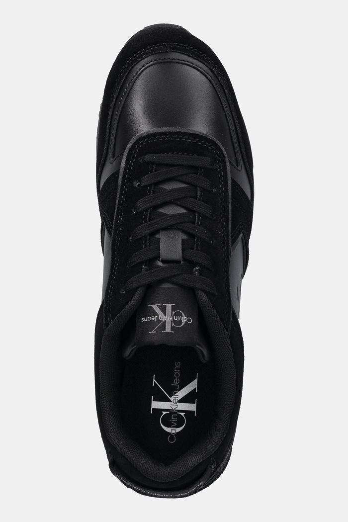 Kožené sneakers boty Calvin Klein Jeans TOOTHY RUNNER IRREGULAR LINES černá YM0YM00624