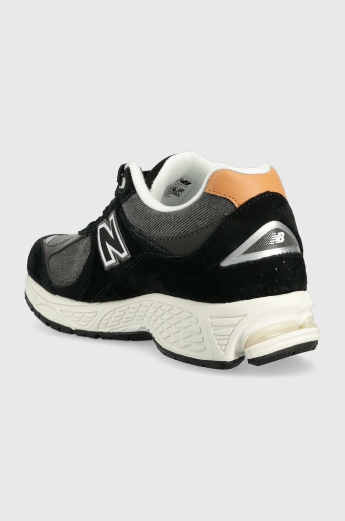 Obuv Tenisky New Balance M2002REB čierna