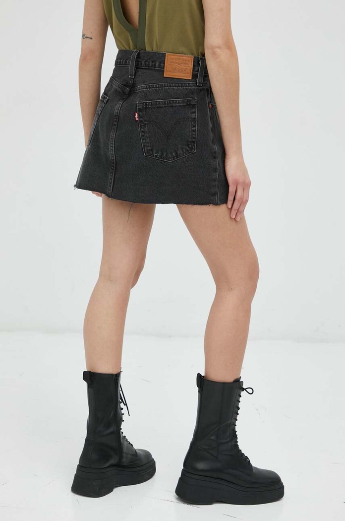 Oblačila Jeans krilo Levi's A4694.0000 črna