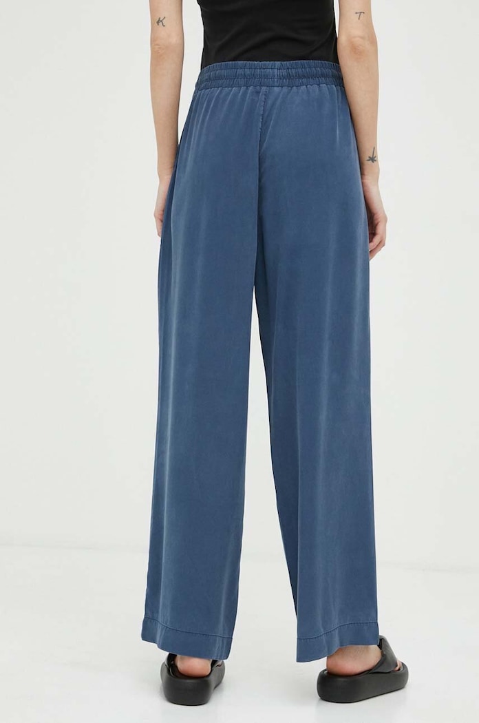 Odzież Mustang spodnie Style Drawstring Wide Leg 1013472.5429 granatowy