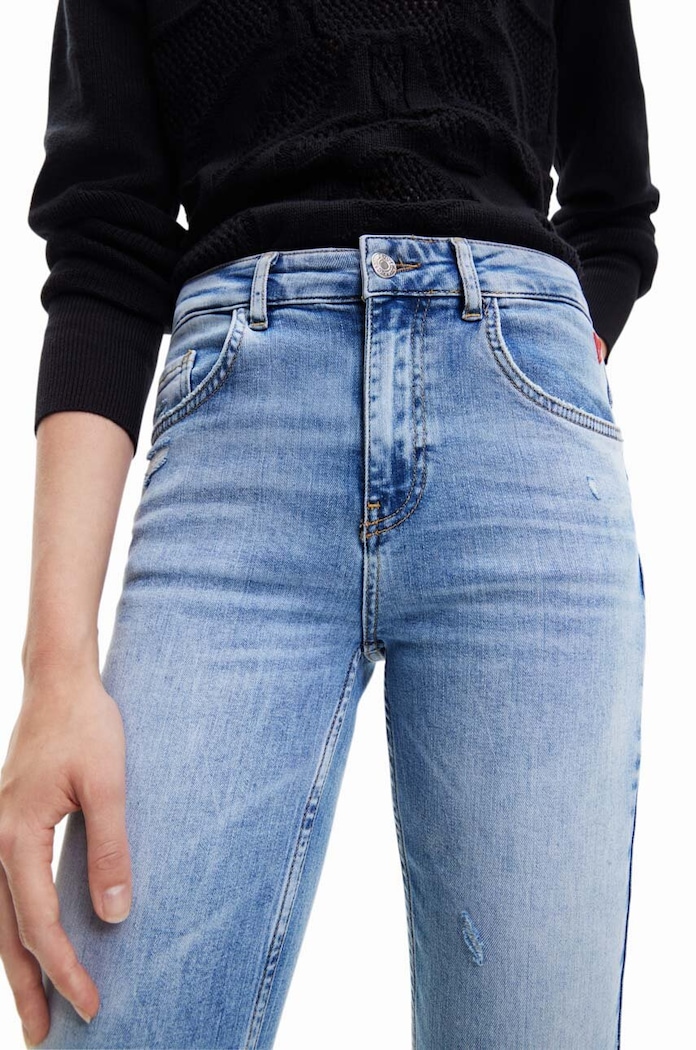 Desigual jeansy 23SWDD21 niebieski SS23