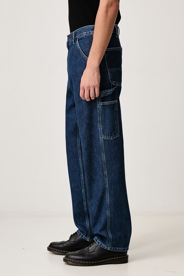 Carhartt WIP Single Knee Pant I032024 BLUE STONE WASHED relaxed fit traperice za muškarce Carhartt WIP I032024 plava