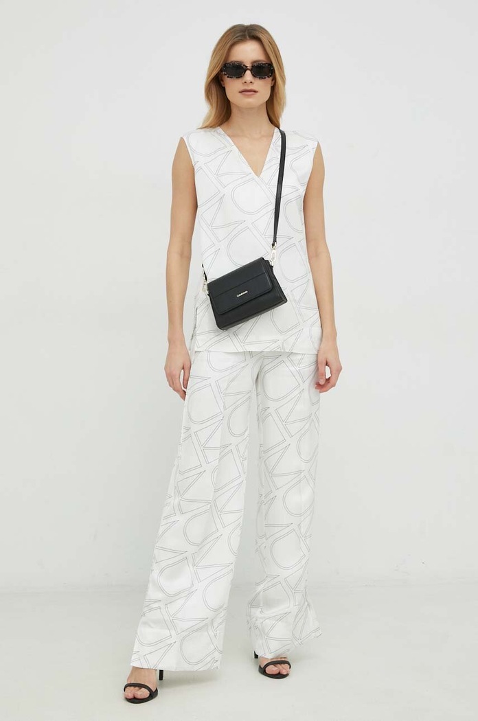 Kalhoty Calvin Klein bílá K20K205508.PPYX