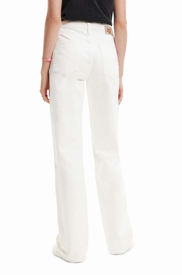 Desigual jeansy x Różowa Pantera biały 23SWDD61