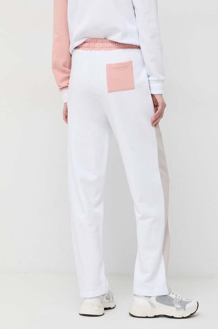 Odzież Armani Exchange spodnie dresowe bawełniane 3RYP79.YJDHZ biały