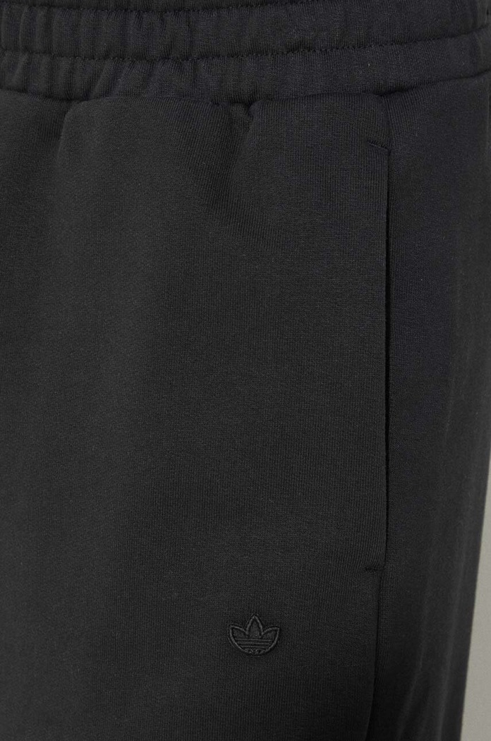 Spodnie dresowe bawełniane adidas Originals czarny IB7329