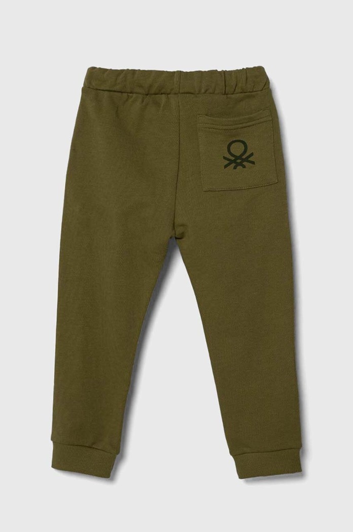 United Colors of Benetton spodnie dresowe bawełniane dziecięce 3J70GF010.P.SEASONAL zielony AW23