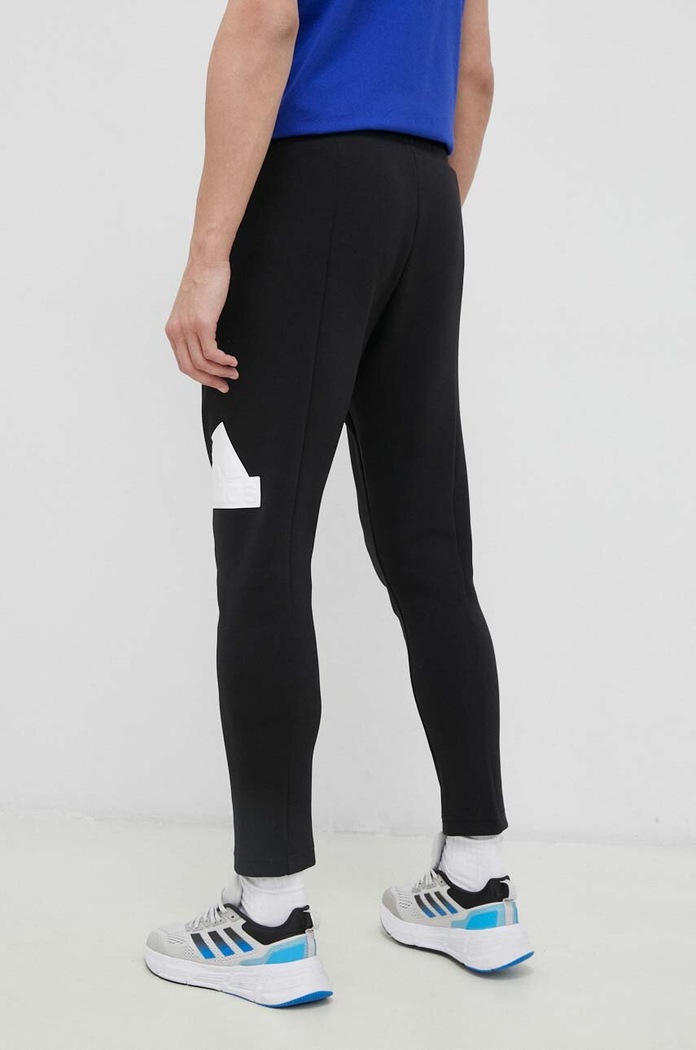 Oblečenie Tepláky adidas IC3759 čierna