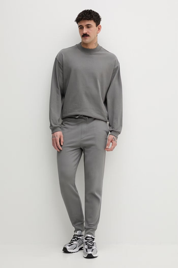 HUGO pantaloni de trening bărbați din bumbac Dayote232 50489617 gri SS26