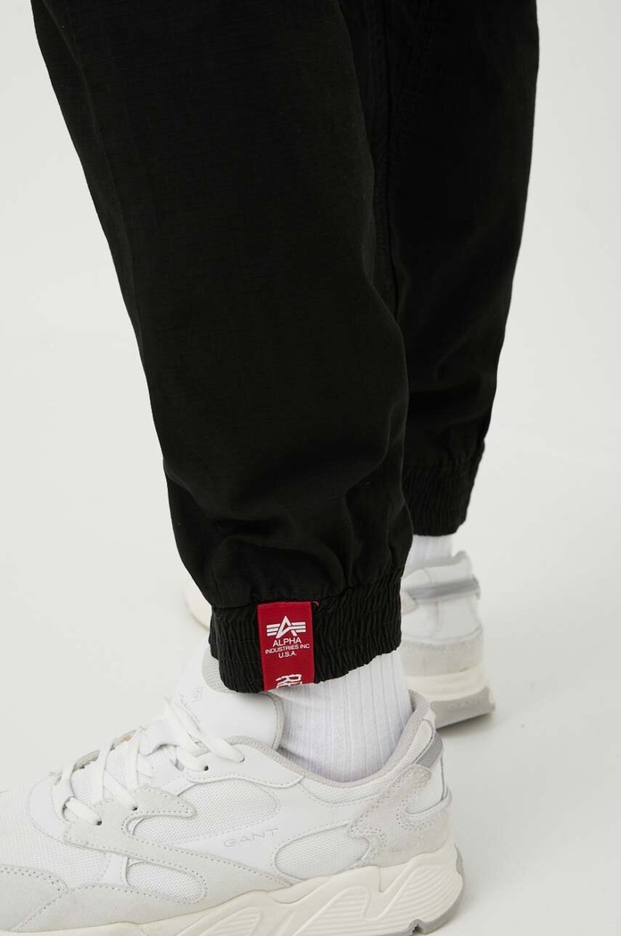 Памучен панталон Alpha Industries Ripstop Jogger 116201.03 черен