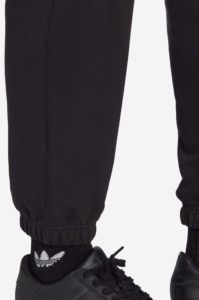 adidas Originals pantaloni de trening din bumbac HB7501