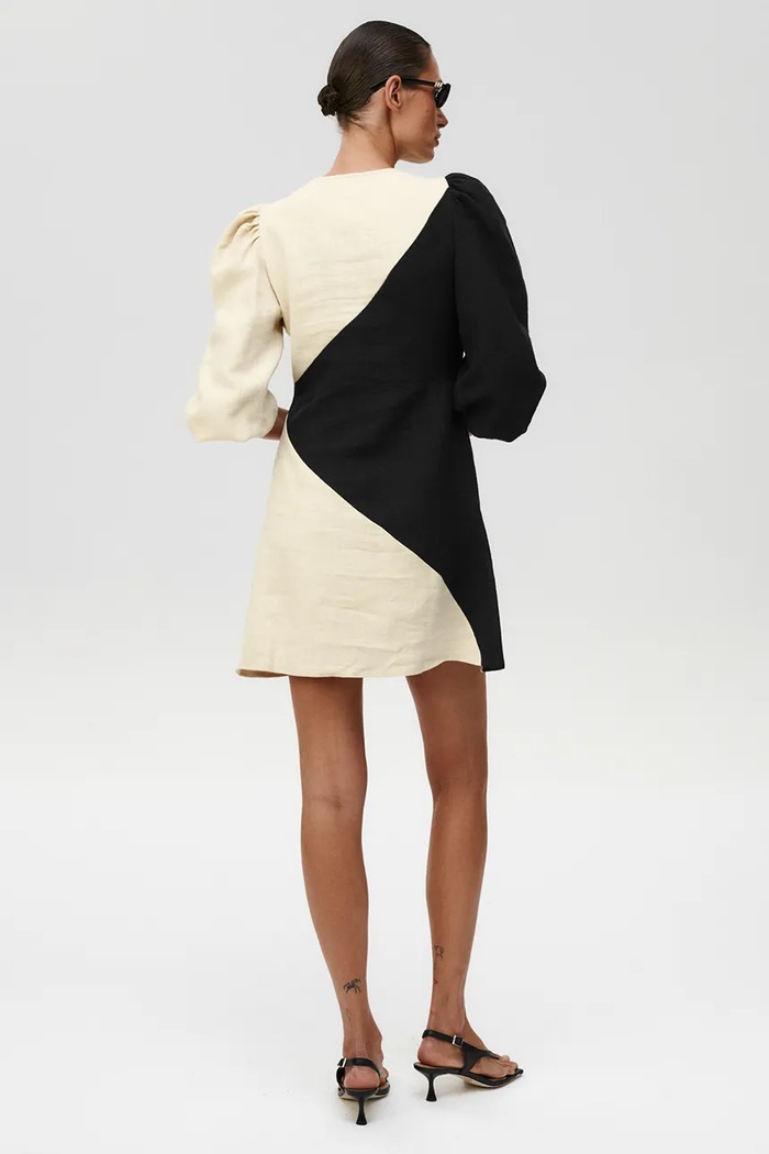 Undress Code Romance Me 561. bej SS23