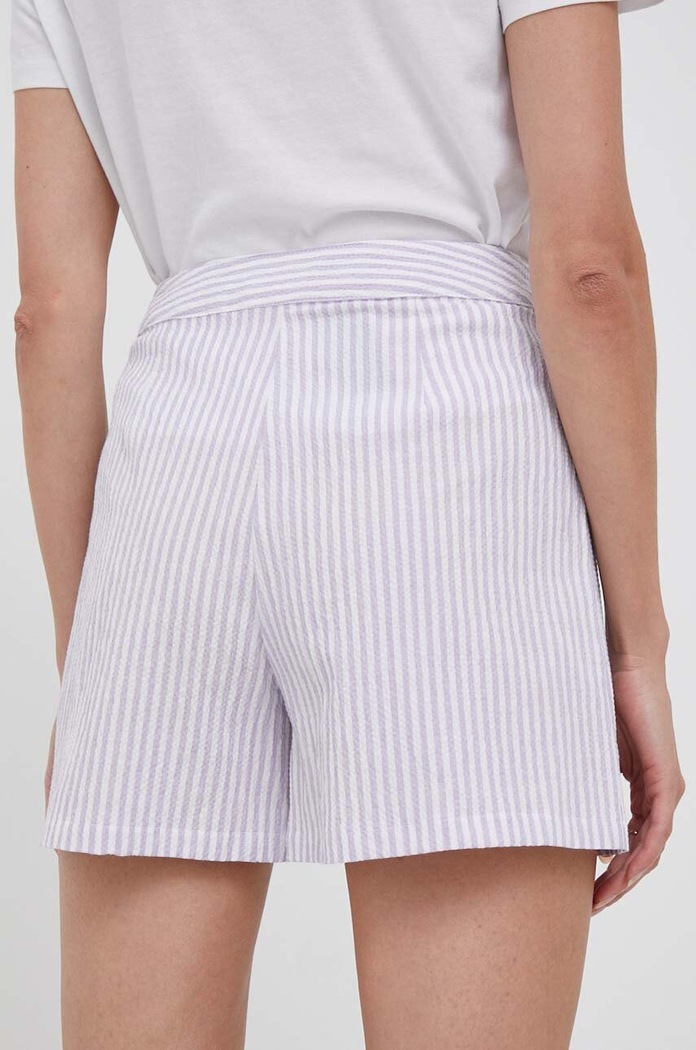 Oblečenie Šortky United Colors of Benetton 45B4D9011.904 fialová
