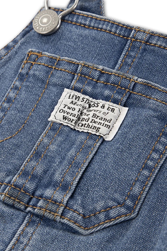 Detské rifľové nohavice na traky Levi's 6EE584 tmavomodrá