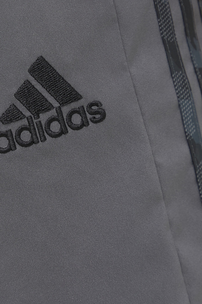 adidas szorty treningowe Essentials Chelsea szary IC1494