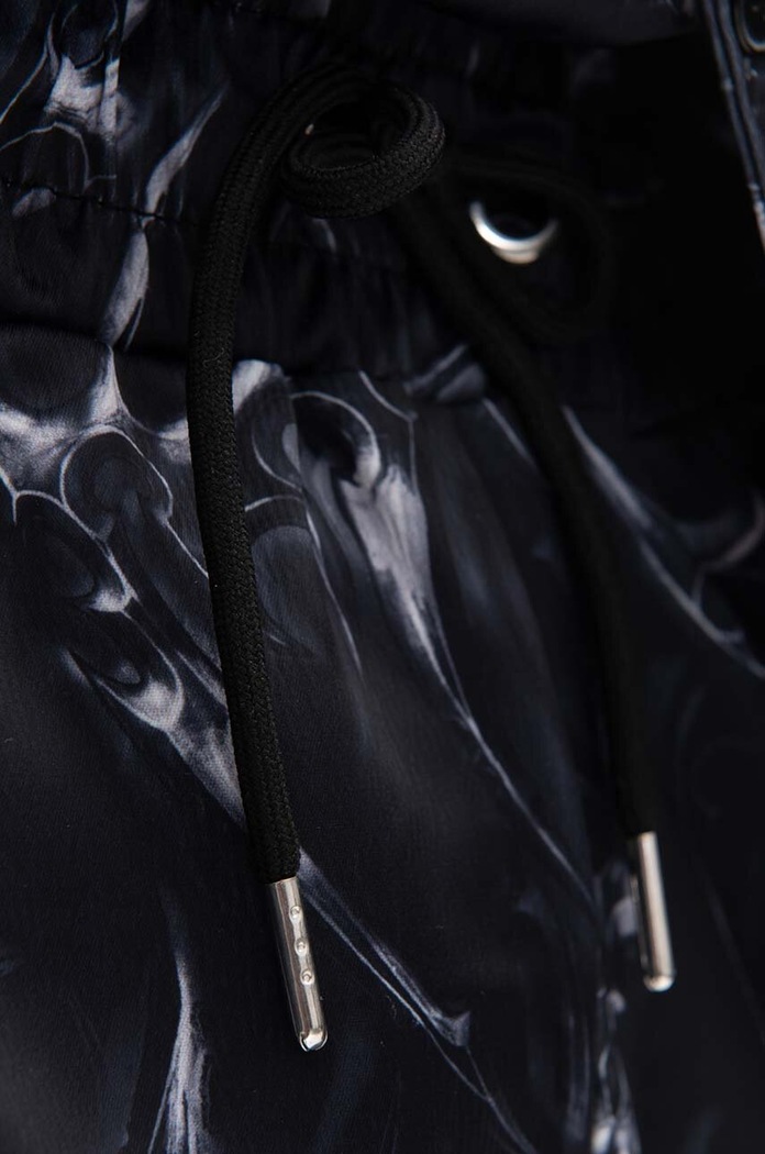 Kraťasy Han Kjøbenhavn Chrome Tribal Printed Track Shorts M-132503-057 černá M.132503