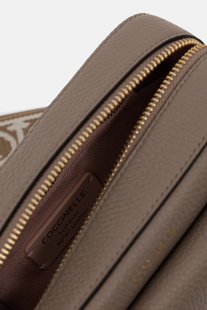Coccinelle crossbody kabelka dámská kožená E1.NOF.15.02.01