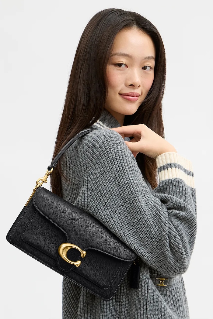 Coach crossbody kabelka dámska kožená Tabby 26 CH857