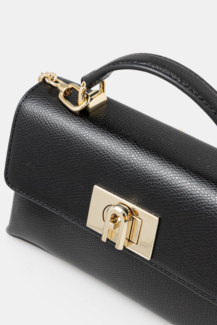 Kožená kabelka Furla čierna WE00423.ARE000.O6000