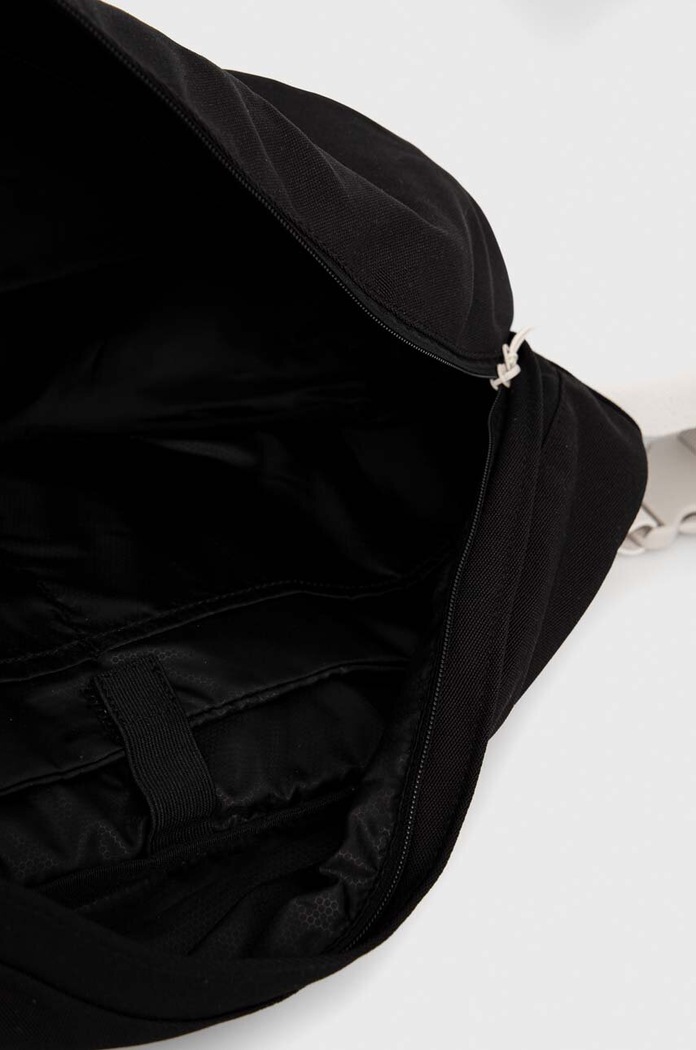 Τσάντα φάκελος Calvin Klein Performance μαύρο 0000PH0666