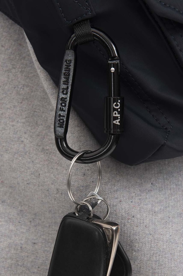 A.P.C. borsetă Banane Trek PAAFH.H62219