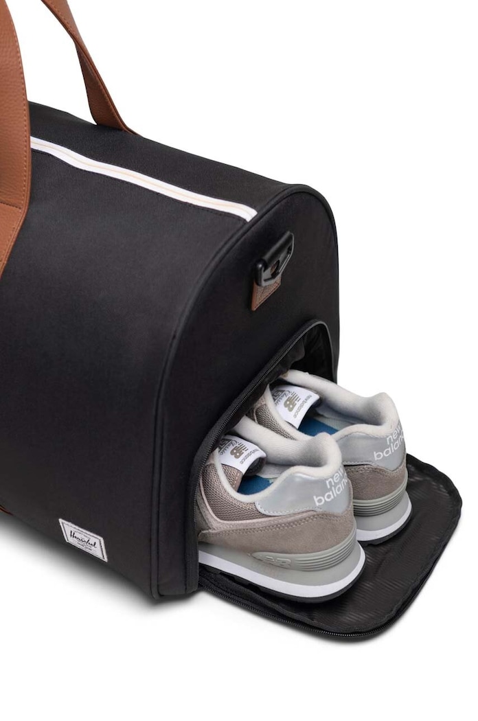 Herschel geantă sport Novel™ negru 11396.00001.OS