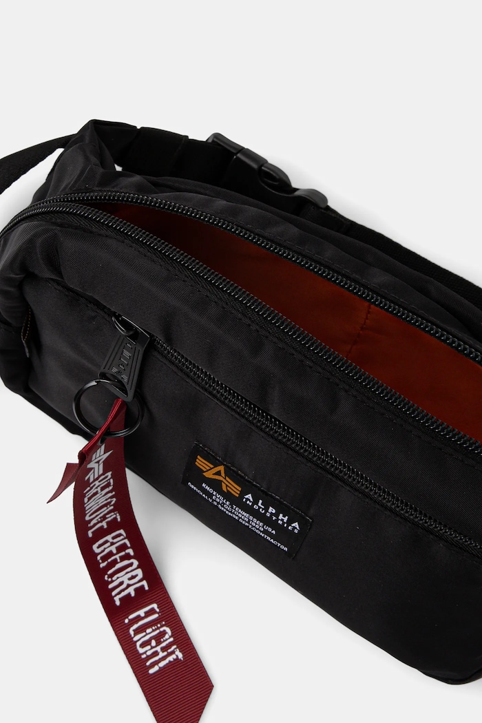 Torbica za okoli pasu Alpha Industries 196923.03 črna