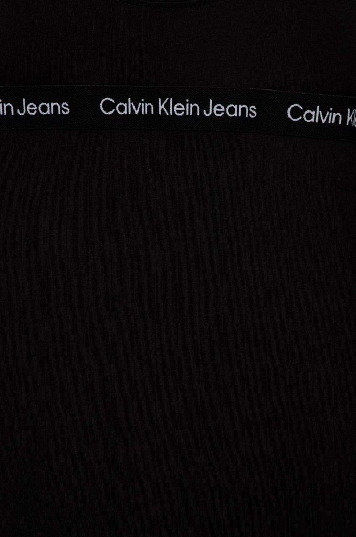 Chłopiec Calvin Klein Jeans t-shirt bawełniany dziecięcy IB0IB01574.PPYX czarny