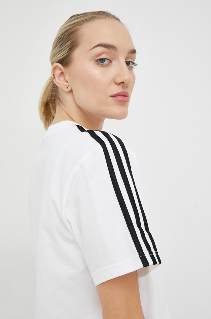 Bavlněné tričko adidas bílá HR4915