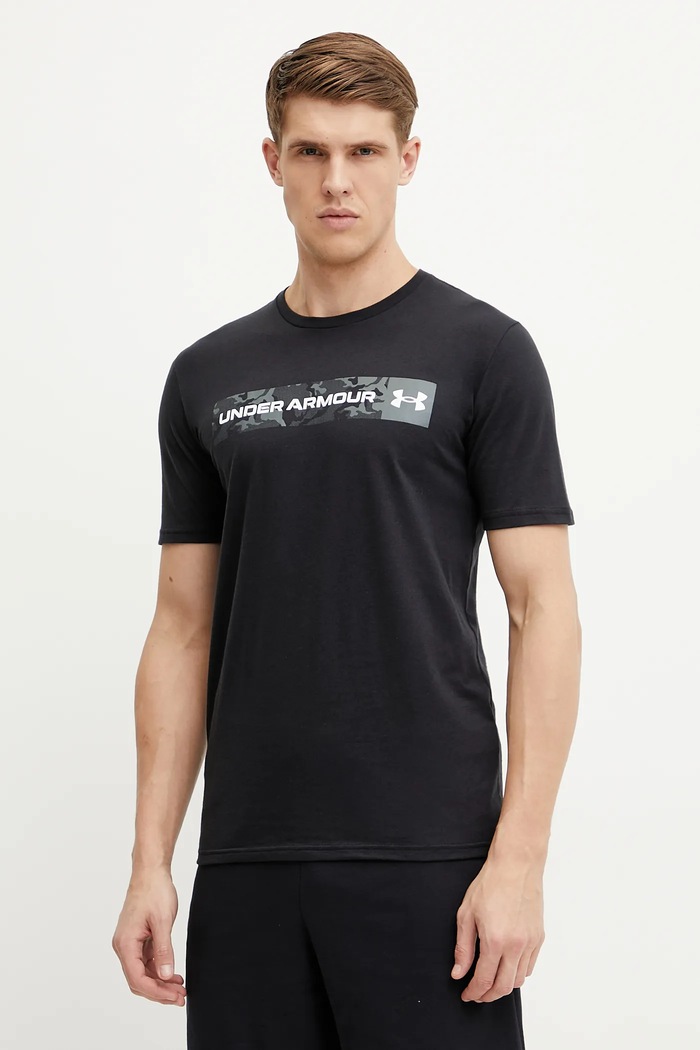 Under Armour T-shirt męski z bawełną CAMO CHEST czarny 1376830
