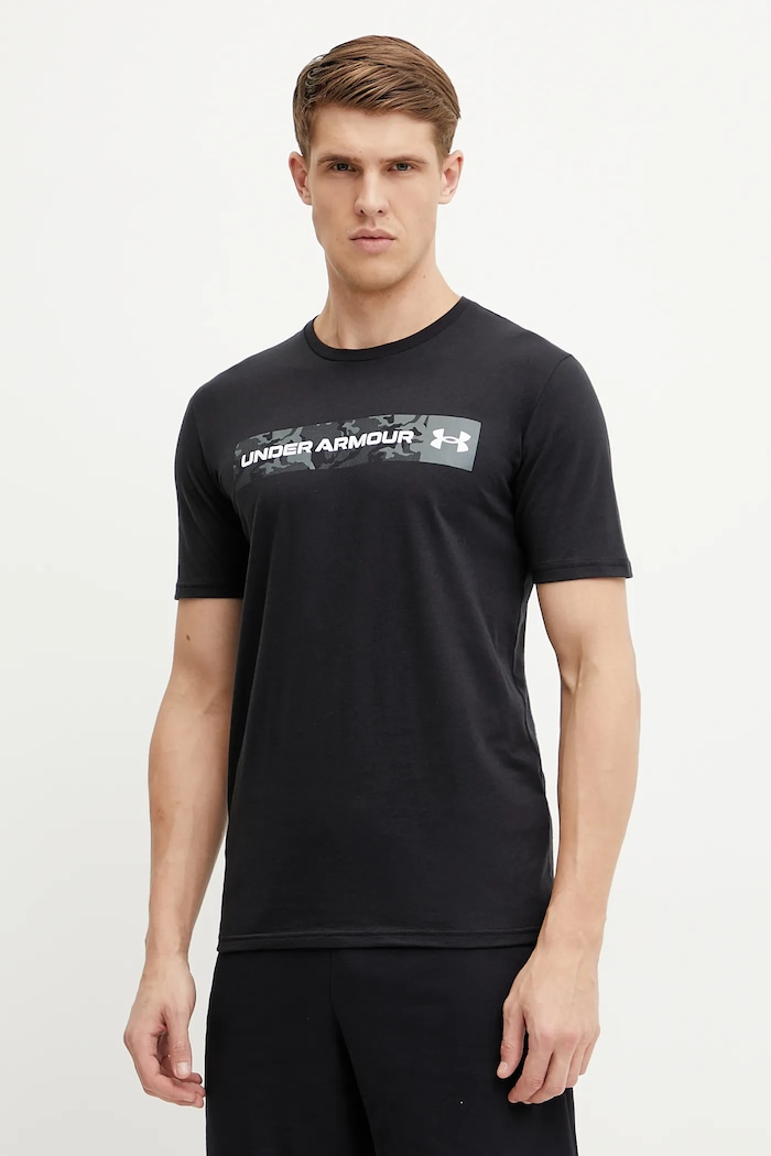 Under Armour T-shirt męski z bawełną CAMO CHEST czarny 1376830