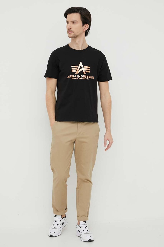 Bavlnené tričko Alpha Industries Basic T-Shirt Foil Print 100501FP.365 čierna AW25