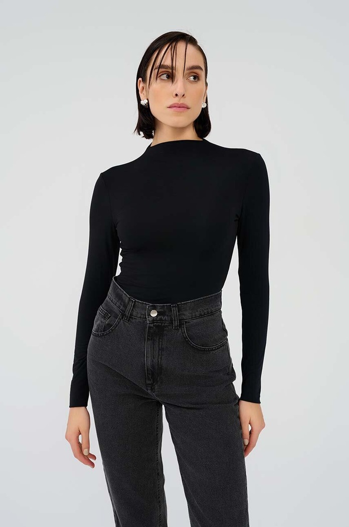 Μπλουζάκι Saint Body slim μαύρο SB.394