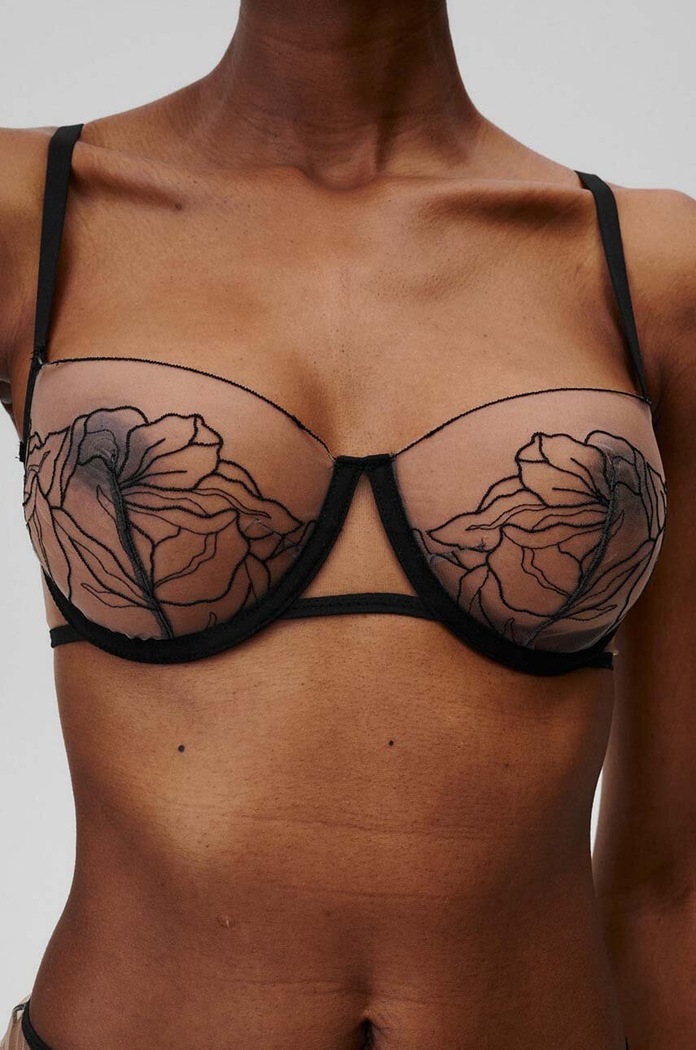 Podprsenka Undress Code Wildflower 657. černá AA00