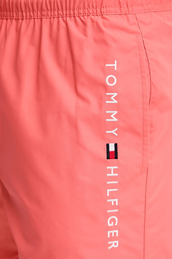 Plavkové šortky Tommy Hilfiger ružová UM0UM03258