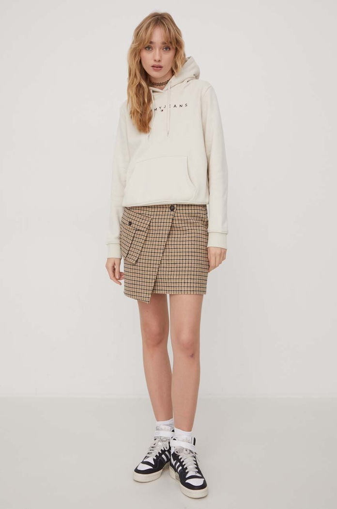 Tommy Jeans mikina s kapucí dámská bavlněná s elastanem DW0DW17324 béžová SS26