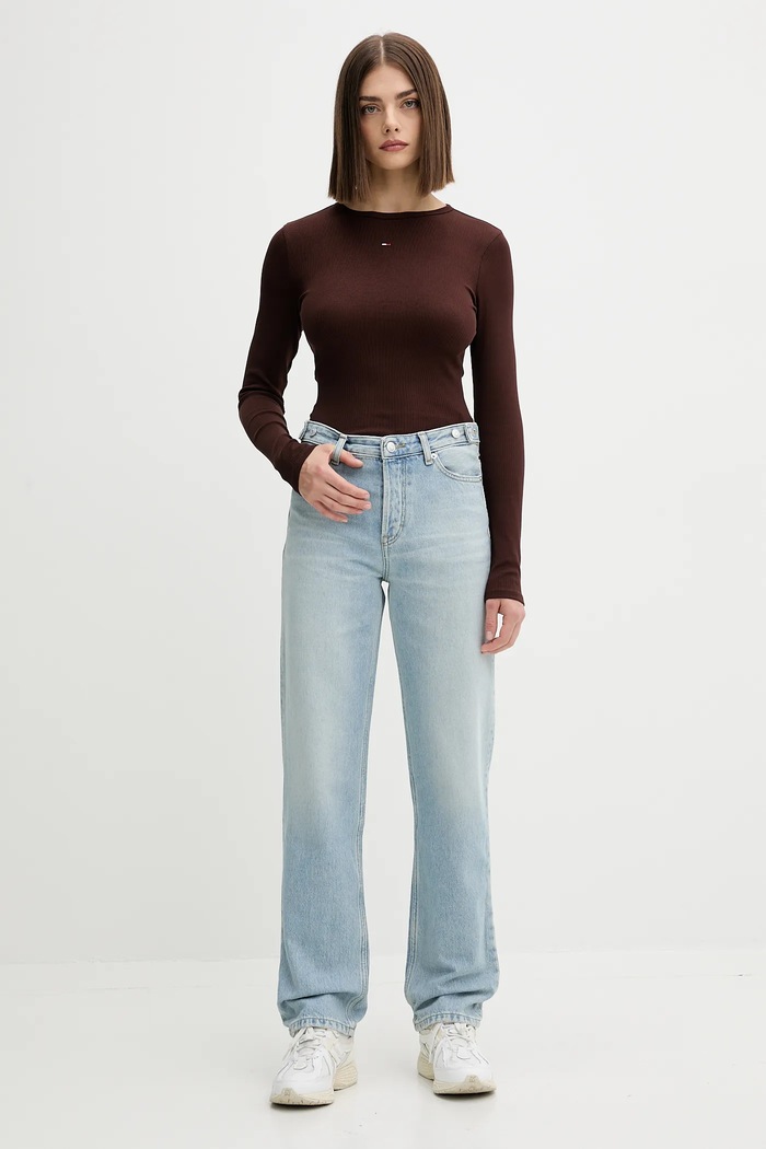 Tommy Jeans longsleeve pentru femei din bumbac cu elastan DW0DW17387 maro SS26